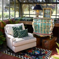 Courtly Check Ceramic Globe Lamp