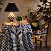 Courtly Check Ceramic Globe Lamp