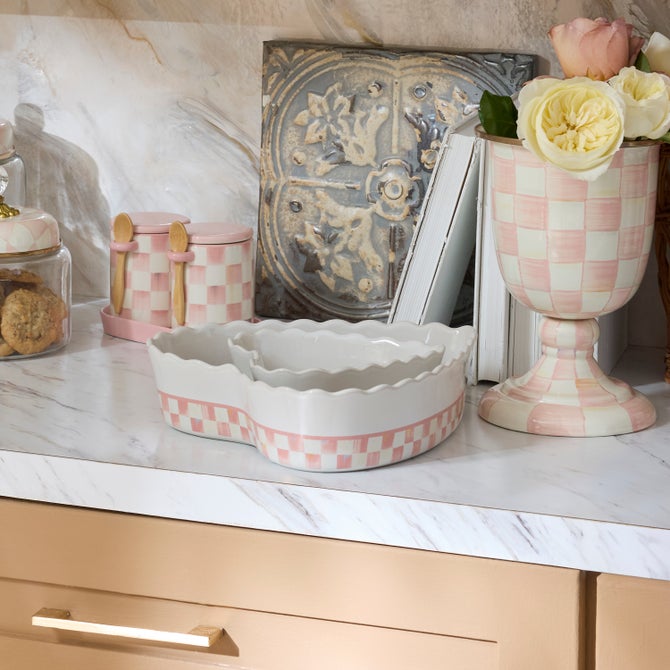 Rosy Check Everyday Large Heart Baker image number 1