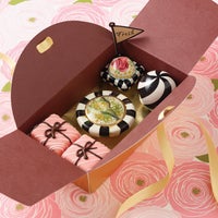 Rose Petit Four Square Knob