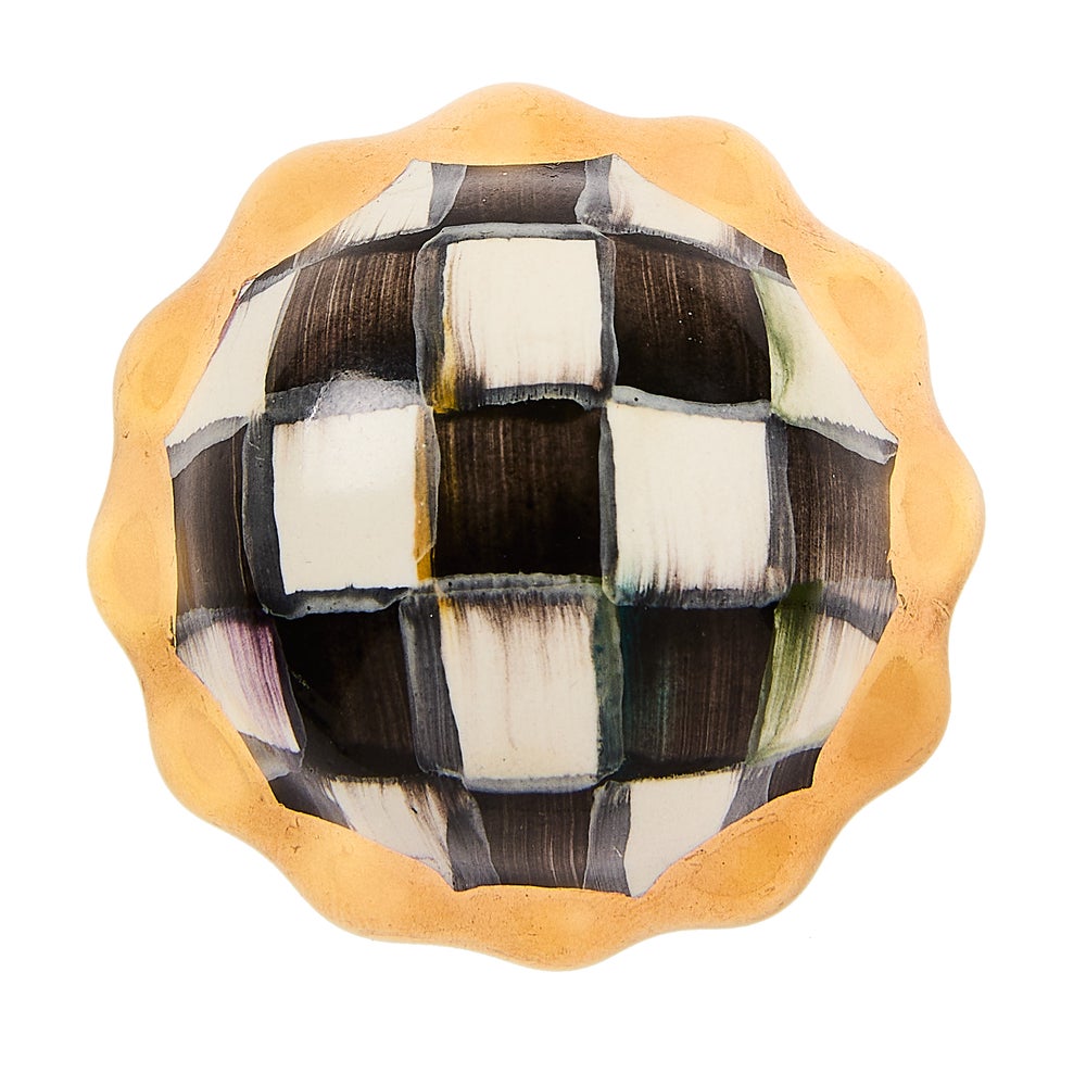 Courtly Check Petit Four Round Knob mackenzie-childs Panama imagen 1 Courtly Check Petit Four Round Knob mackenzie-childs Panama imagen 1