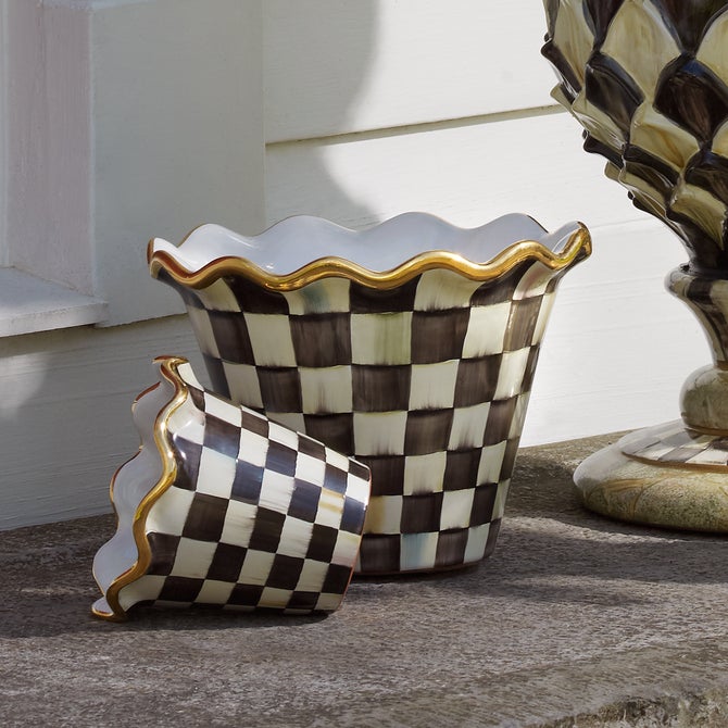 Courtly Check 8" Ceramic Garden Pot image number 3