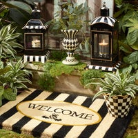 Courtly Check 8" Ceramic Garden Pot