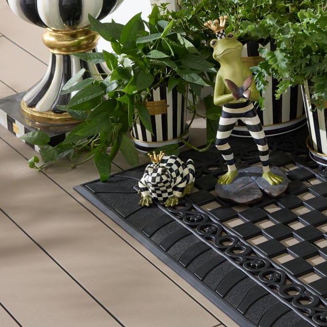 Courtly Check Frog Hide-A-Key image number 1