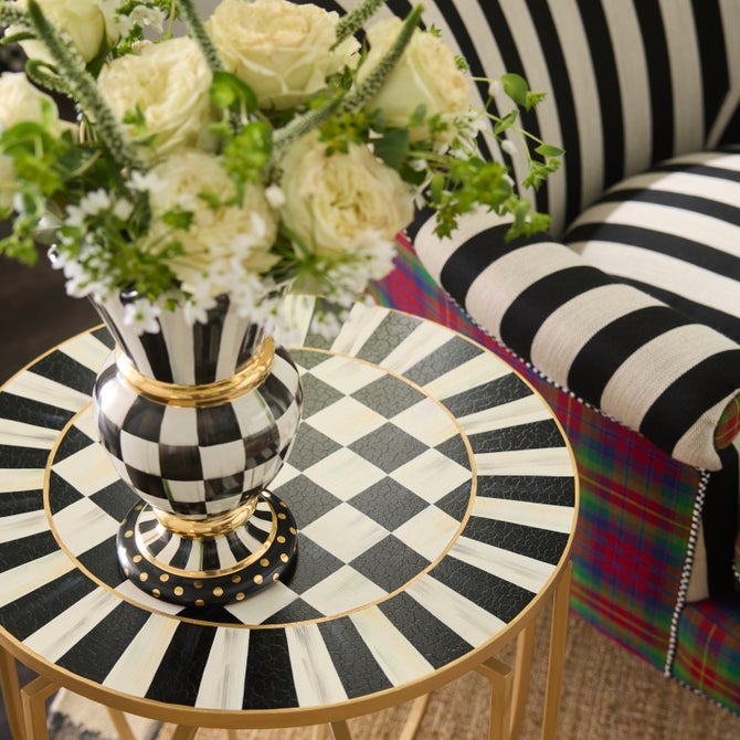 Courtly Basket Accent Table image number 4