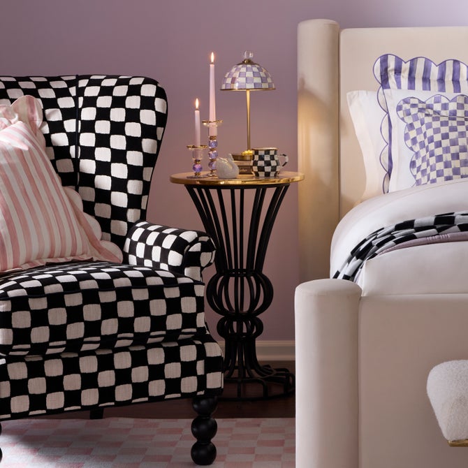 Rosy Check Pedestal Accent Table image number 1