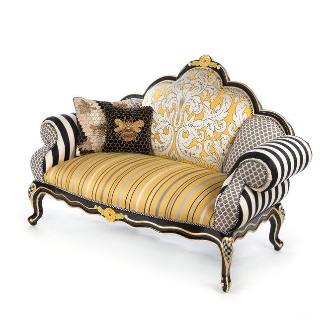 Queen Bee Loveseat image number 6