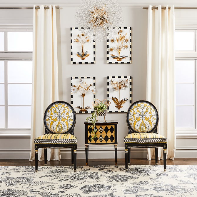 Queen Bee Side Chair image number 3