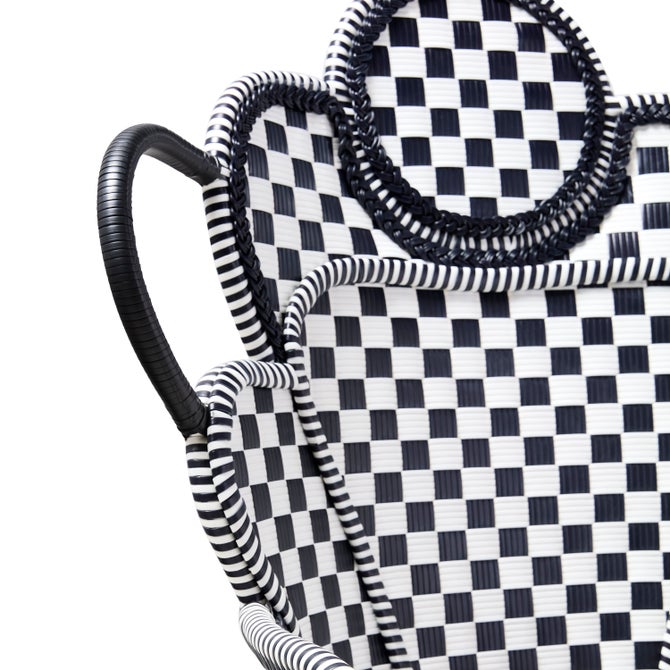 Gambit Check Outdoor Wing Chair image number 4