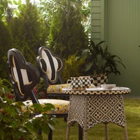 Queen Bee Outdoor Dining Chair