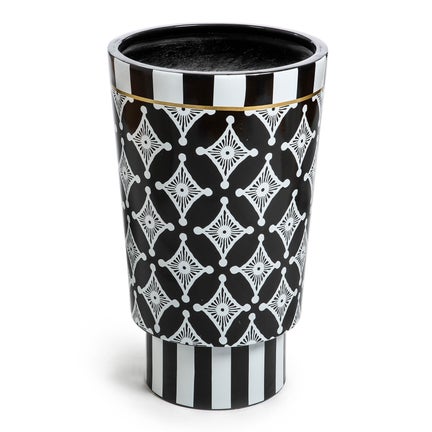 Keuka Planter - 26"