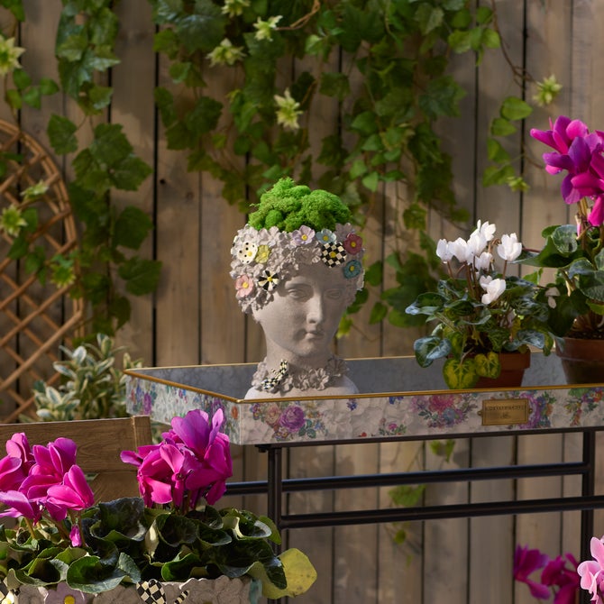 Maia Small Bust Planter image number 1