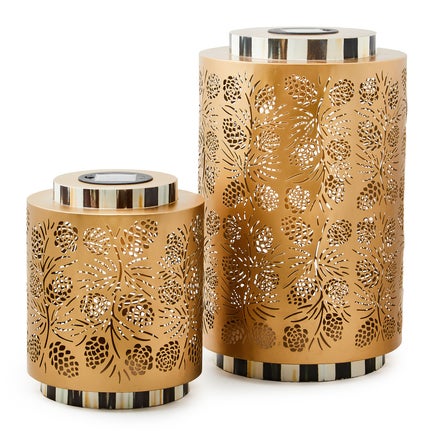 Pinecone Short Solar Lantern