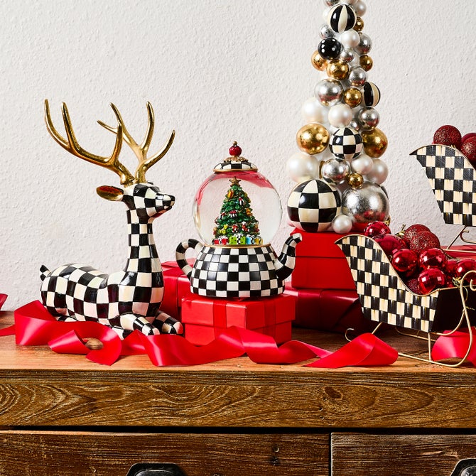 Courtly Teapot Snow Globe image number 4