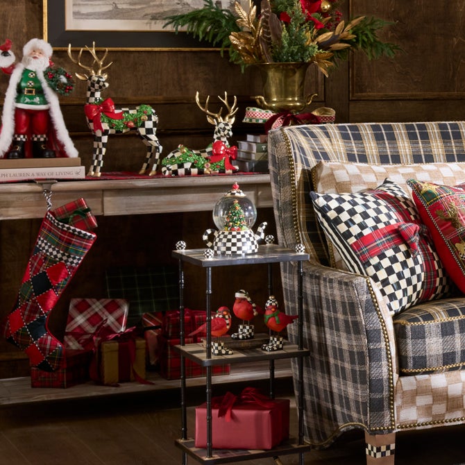 Courtly Teapot Snow Globe image number 3