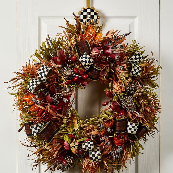 Courtly Check Wreath Hanger image number 3