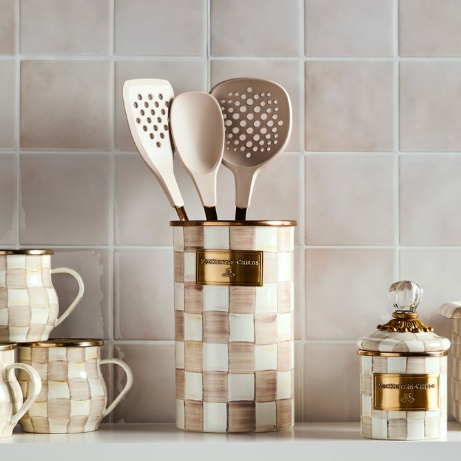 Mocha Check Slotted Turner image number 4