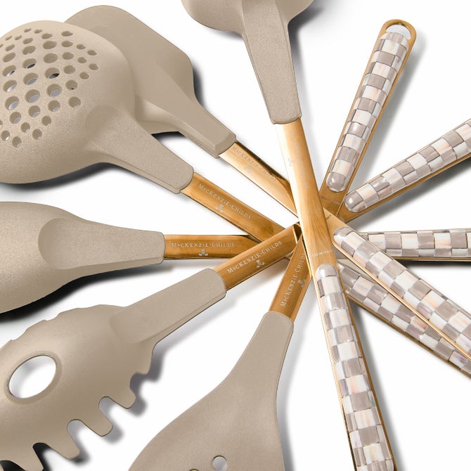 Mocha Check Pasta Spoon image number 1