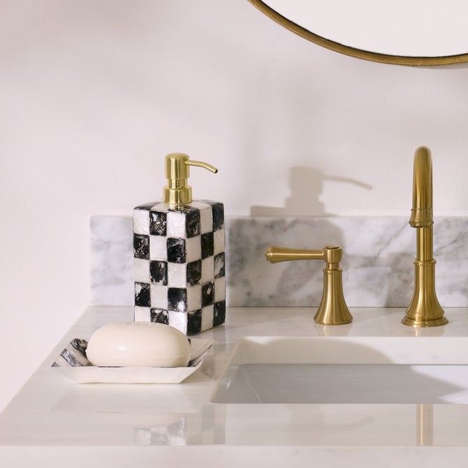 Courtly Check Capiz Bath Collection image number 8