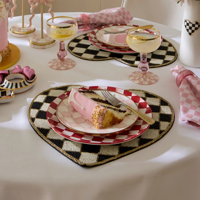 Black and White Check Heart Shaped Placemat image number 1