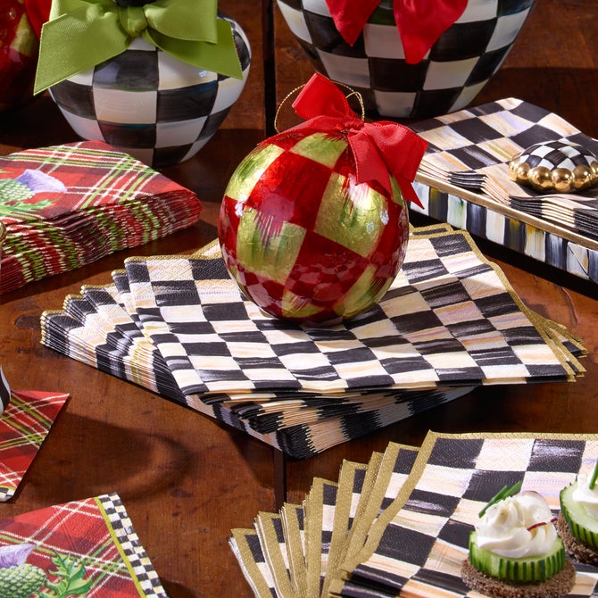 Courtly Check Dinner Paper Napkins image number 2
