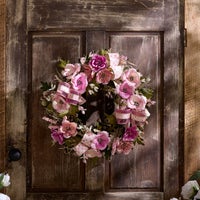 Rosy Poppy 22" Wreath