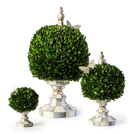 Sterling Check Large Boxwood Centerpiece