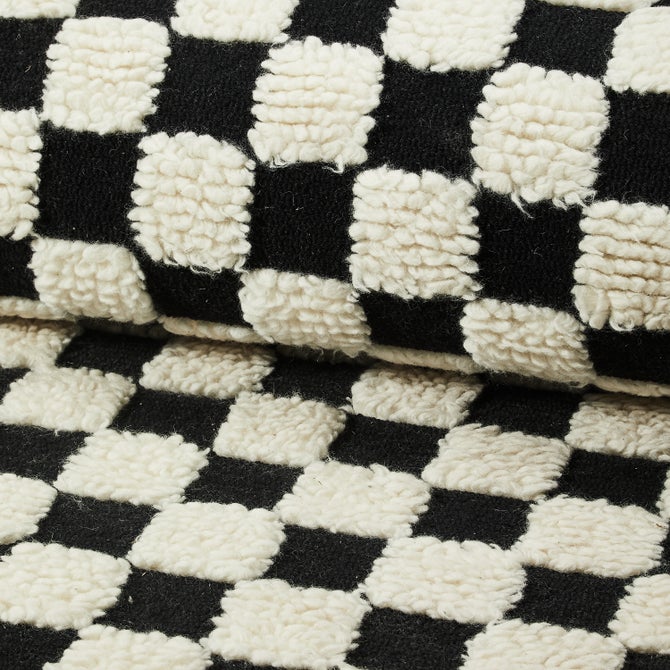 Checkerboard 2'3" x 3'9" Rug image number 0