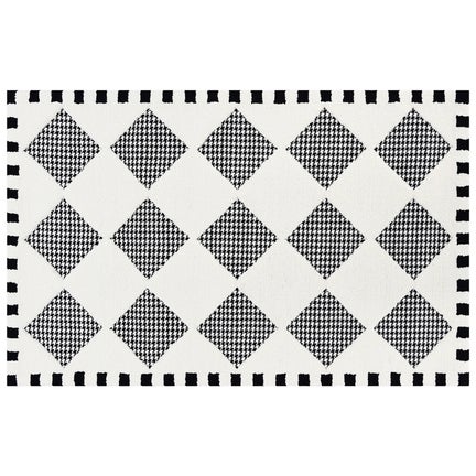 Houndstooth Check Diamond 3' x 5' Rug