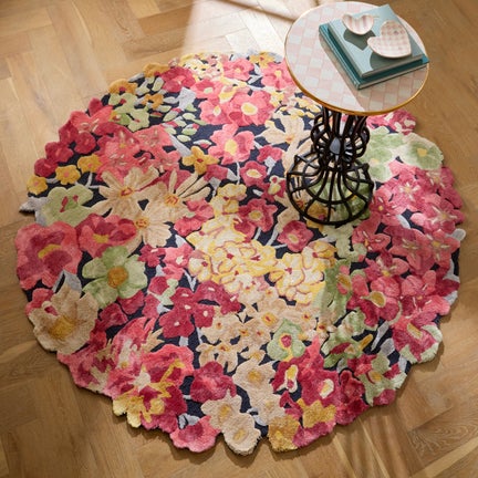 Laura's Flowers 6' Round Rug