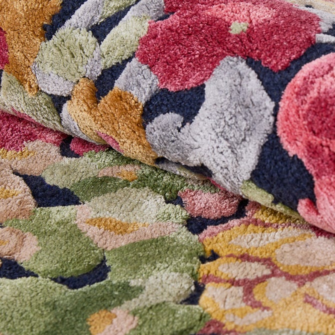 Laura's Flowers 6' Round Rug image number 2