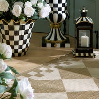 White Diamond 5' x 8' Indoor/Outdoor Rug