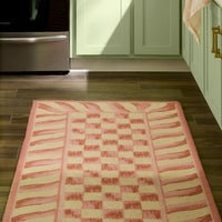 Rosy Check 2'6" x 8' Rug