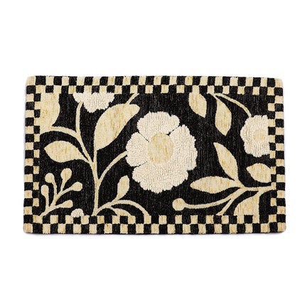 Farmhouse Floral 2'3" x 3'9" Rug