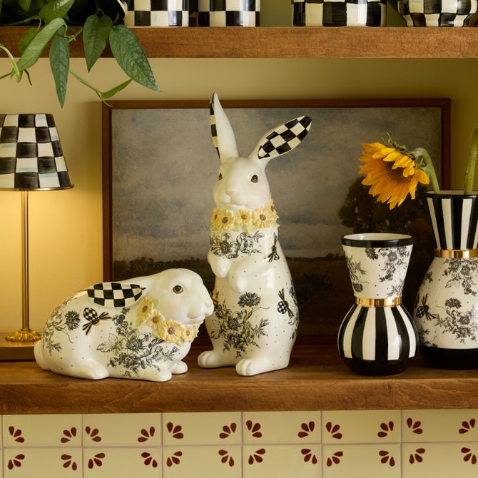 Bee Toile Rabbit image number 3