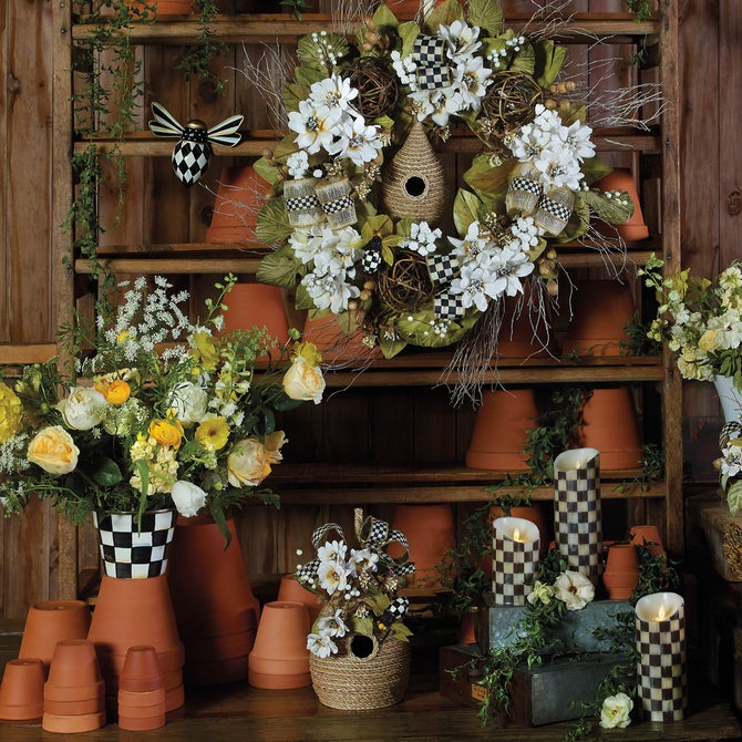Courtly Check Flicker 5" Pillar Candle image number 1
