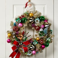 Santa Wreath Hanger