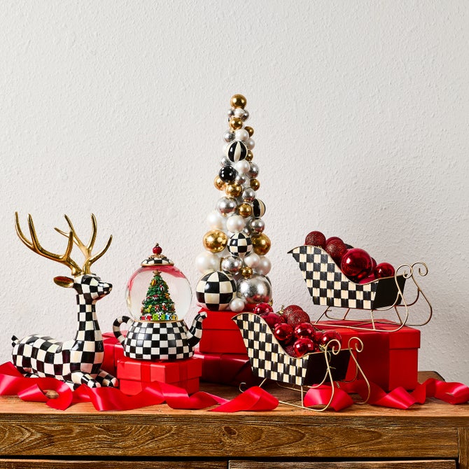 Glam Up Bauble Tree image number 2