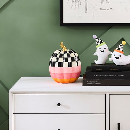 Cotton Candy Medium Check Pumpkin