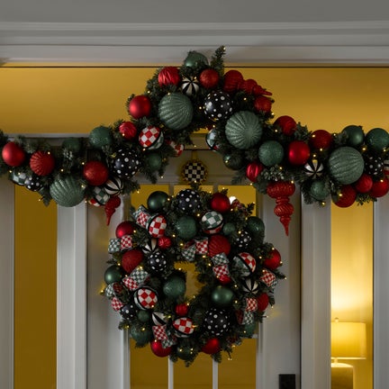 Check It Out Illuminated Garland