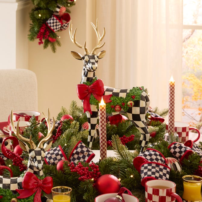 Holly Check Standing Deer image number 5
