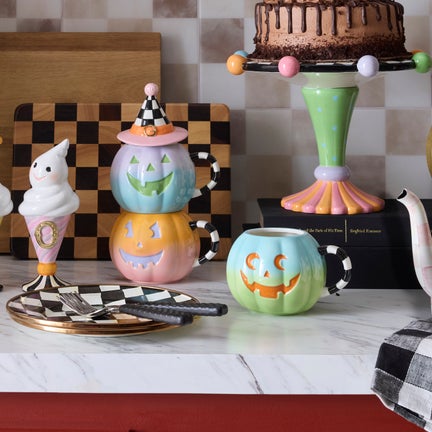 Trick or Treat Lidded Pumpkin Mug Tower, Set of 3