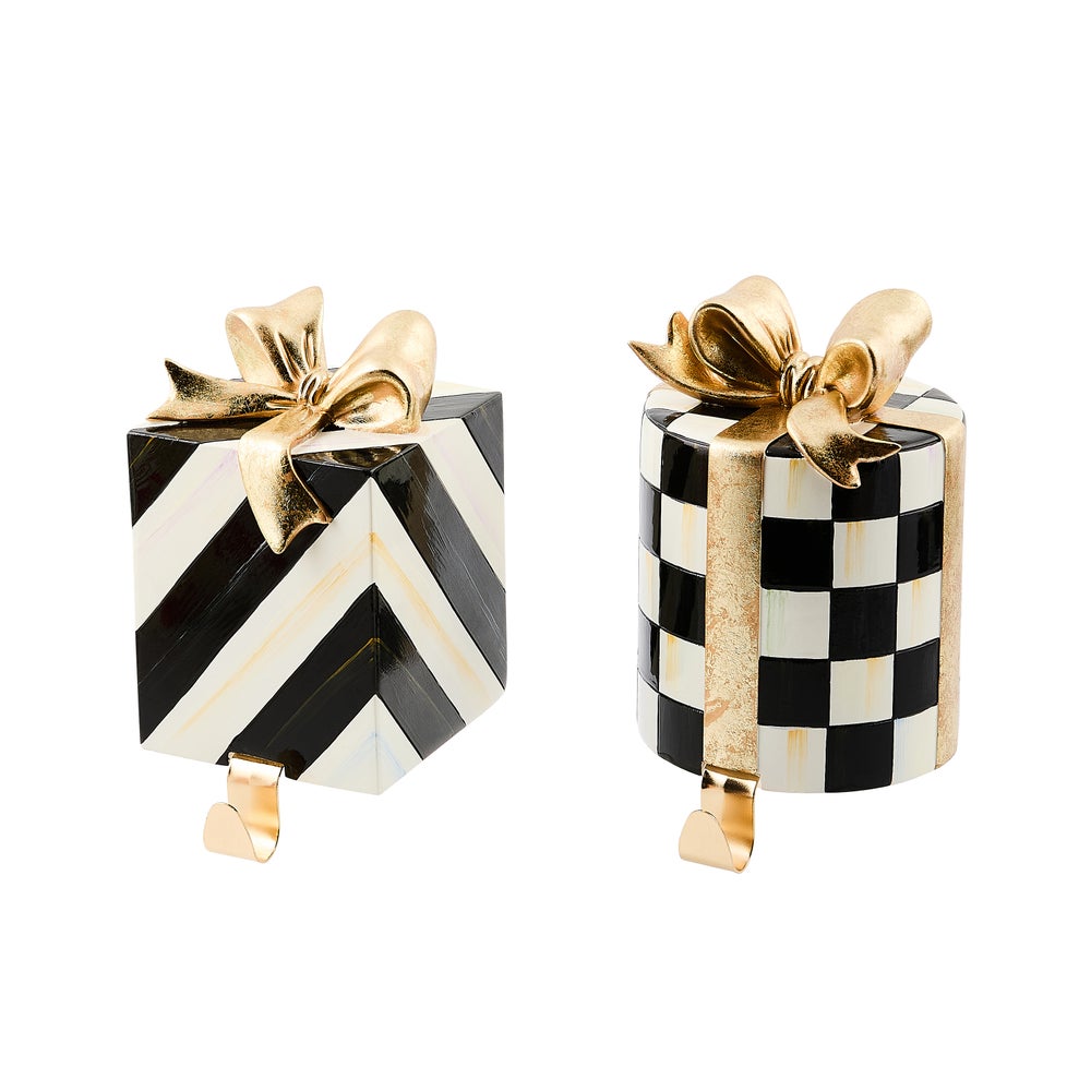 Courtly Noel Gift Box Stocking Holders, Set of 2 mackenzie-childs Panama imagen 1