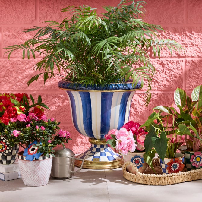 Royal Stripe Urn image number 4