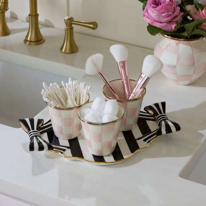 Courtly Bow Tray image number 1