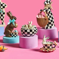 Courtly Peekaboo Egg