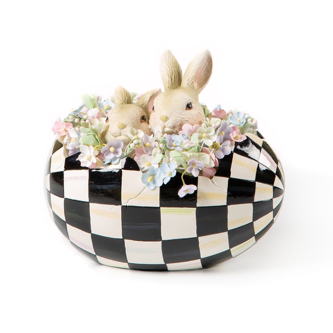 Courtly Peekaboo Egg image number 0
