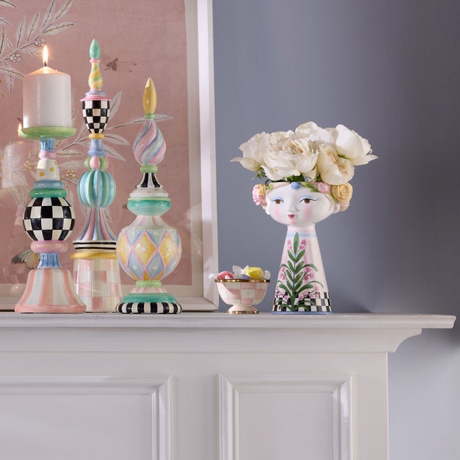 Rosy Meadow Short Lady Vase image number 4