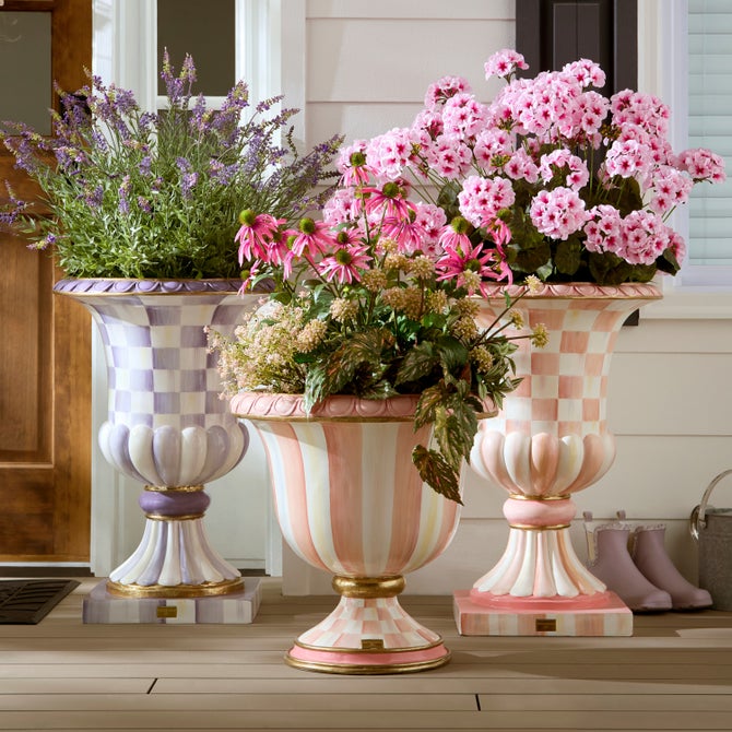 Rosy Stripe Urn image number 7