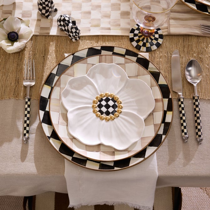 White Rabbit Ceramic Dessert Plates, Set of 4 image number 1